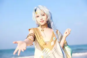 Coser G44 Won't Get Hurt Shines as Reverse: 1999 Character 37 on a Sunny Beach - image 5