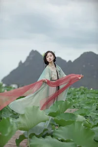 Art Language Vol.4783 featuring Qiu Da Da - Elegant Portrait Photography Gallery - image 5