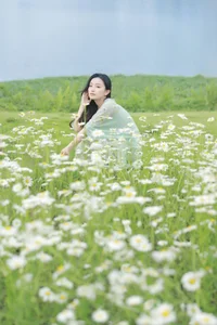 YiTuYu Art Language Vol.7001: Exquisite Visual Artistry with Model Jing Zi Jinns - image 34