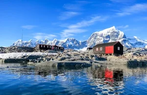 Life at the Edge: Working in a Museum at the South Pole - image 6