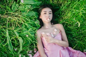 Contemporary Art Photography: YiTuYu Art Language Vol.4507 Yi Yu He Bao Dan Collection - image 4