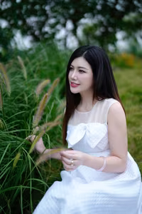 VGU No.159: Radiant Smile & Pristine Beauty Amidst a Vibrant Blooming Garden - image 3