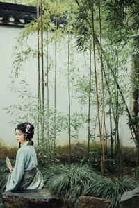 YiTuYu Vol.7397 Featuring Lucky: A Masterpiece of Contemporary Art Language Photography - image 2