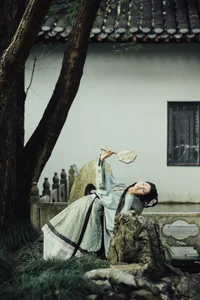 YiTuYu Vol.7397 Featuring Lucky: A Masterpiece of Contemporary Art Language Photography - image 23