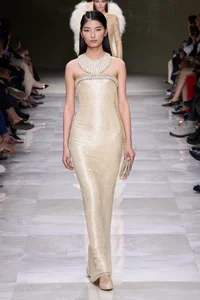 Elegance Unveiled: The Most Stunning Luxury Gowns and Haute Couture Masterpieces from Paris Fashion Week - image 10