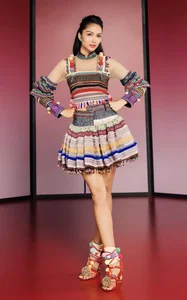 H'Hen Niê’s Masterclass in Colorful Fashion: Exploring the Miss Universe Star’s Vibrant Style - image 7