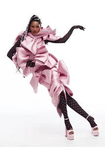 H'Hen Niê’s Masterclass in Colorful Fashion: Exploring the Miss Universe Star’s Vibrant Style - image 13