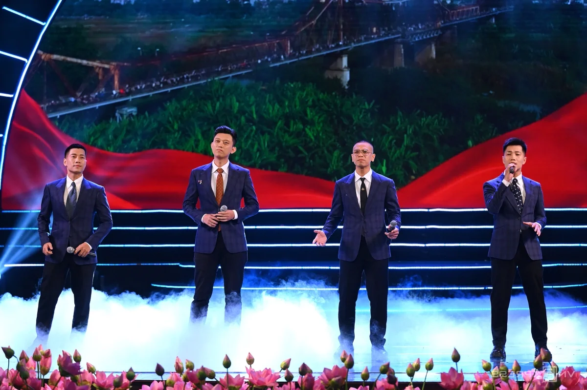 A Life in Art: The Moving Tribute Performance to President Ho Chi Minh