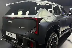 Discover the 2027 Kia Seltos: Radical Redesign, Tech-Loaded, Ready to Conquer Any Road - image 11