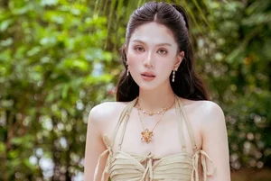 Ngoc Trinh's Bold Fashion Comeback: Analyzing the Latest Red Carpet Appearance and Style Evolution - image 4