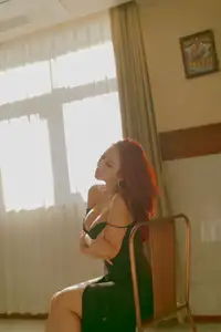 SOYOUNG In The Hotel: Discover Her Alluring Beauty and Emotion (59P) - image 9