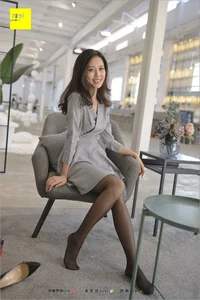Professional Elegance: Exploring the IESS 255 Collection Featuring Manager Qiu - image 48