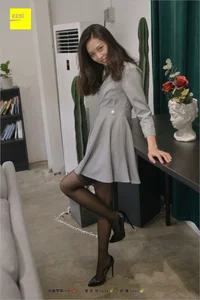 Professional Elegance: Exploring the IESS 255 Collection Featuring Manager Qiu - image 70