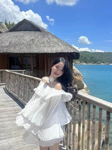 The Post-Partum Glow: Mai Ha Trang, Wife of Ha Duc Chinh, Shines with Beauty - image 7