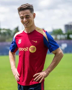 Iconic Handsome Footballers of World Cup 2022: Reliving the Viral Heartthrobs - image 3