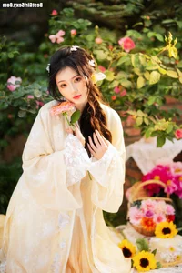 YiTuYu Art Language Vol.4063: Featuring the Graceful Liu Liu Yang Liu Liu - image 9
