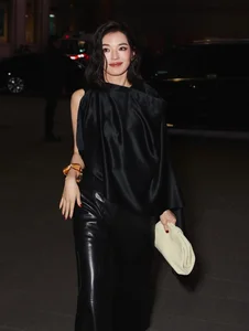 Shu Qi Defines Timeless Elegance at Milan Fashion Week: A Masterclass in Ageless Beauty and Sophisticated High-Fashion Style - image 4