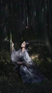 Exploring Visual Narratives in YiTuYu Art Language Vol.7174 with Zang Yi Tong - image 3