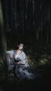 Exploring Visual Narratives in YiTuYu Art Language Vol.7174 with Zang Yi Tong - image 0
