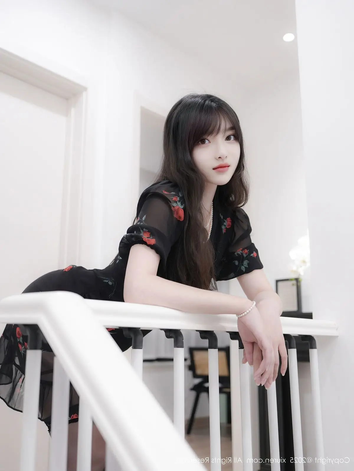 XiuRen No.10586: Bai Lu Lulu's Alluring Charm in a Rose Black Dress, Irresistible Elegance