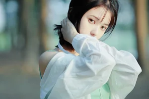 Modern Sophistication in YiTuYu Art Language Vol.6365 Featuring Kou Ke - image 2