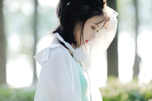 Modern Sophistication in YiTuYu Art Language Vol.6365 Featuring Kou Ke - image 7