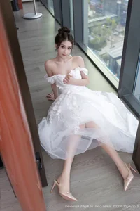 Pure Elegance: Liu Ting Ting in XiuRen No.10814 Collection - image 2