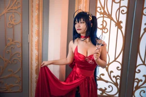 Stunning Taihou Cosplay by Yi Miao Jun: Exclusive Azur Lane Racing Queen Collection (56P) - High-Quality Anime Photography - image 11