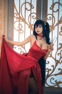 Stunning Taihou Cosplay by Yi Miao Jun: Exclusive Azur Lane Racing Queen Collection (56P) - High-Quality Anime Photography - image 17