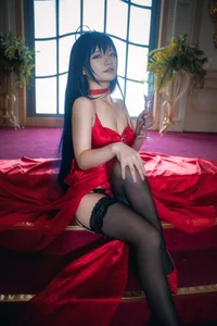 Stunning Taihou Cosplay by Yi Miao Jun: Exclusive Azur Lane Racing Queen Collection (56P) - High-Quality Anime Photography - image 30