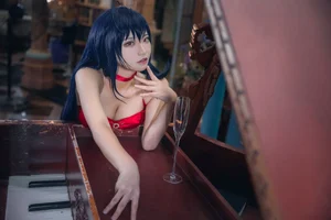 Stunning Taihou Cosplay by Yi Miao Jun: Exclusive Azur Lane Racing Queen Collection (56P) - High-Quality Anime Photography - image 22