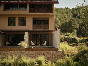 Modern Architectural Color Trends: Embracing Sophistication and Sustainability in Contemporary Design - image 6