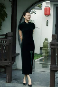 Modern Aesthetics: YiTuYu Art Language Vol.5697 Featuring Yang Yang - image 1