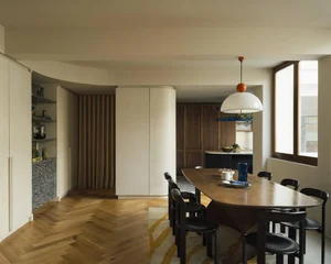 Warm 160m2 apartment for a young family transformed from a rigid office - image 18