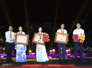 Exploring the Unique Cultural Highlights of the Hanoi Lotus Festival 2024 - image 1