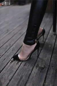 Stunning Goddess Aura: IESS Silk Feet Fashion and Artistic Photography Series - image 4