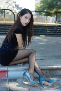Traditional Elegance Meets Modern Style: Mei Zi in Black Silk Cheongsam - image 39