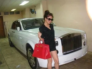 Timeless Elegance: Former Saigon Hot Girl Maintains a Stunning Physique - image 3