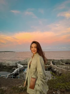 Minh Hằng’s Family Getaway: Playful Moments on Beautiful Phu Quy Island - image 7