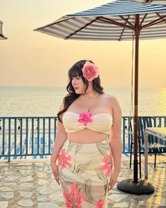 Embracing Curves: The Rise of Thailand's Body Positive Fashion Influencers - image 9