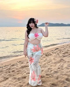 Embracing Curves: The Rise of Thailand's Body Positive Fashion Influencers - image 2