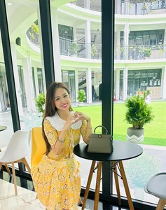 Lương Thuỳ Linh and Thùy Tiên: A Stylish Journey Through Taiwan - image 5