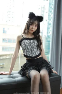 Charming Visuals: Tuan Tuan Features in IESS SXJ NO.1743 Fashion Series - image 2