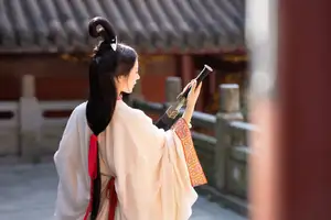 Yan Ru Yu's Timeless Hanfu Elegance: Discover YiTuYu Art Language Vol.8693 - image 0