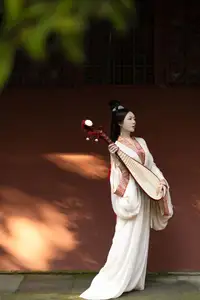 Yan Ru Yu's Timeless Hanfu Elegance: Discover YiTuYu Art Language Vol.8693 - image 15