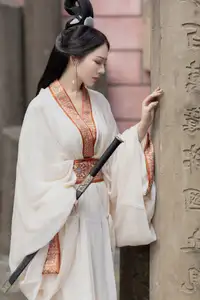Yan Ru Yu's Timeless Hanfu Elegance: Discover YiTuYu Art Language Vol.8693 - image 12