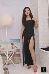 IESS Puhui Collection No. 015: Featuring the Natural Curves and Radiant Style of Model Lemon Skin - image 1