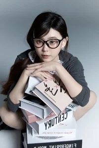 High-Fashion Aesthetics: YiTuYu Art Language Vol.7595 Featuring Carlee Shi 77 Ya - image 5