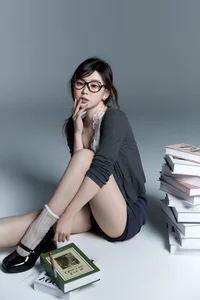 High-Fashion Aesthetics: YiTuYu Art Language Vol.7595 Featuring Carlee Shi 77 Ya - image 3