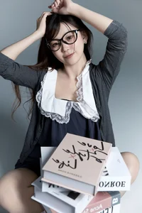 High-Fashion Aesthetics: YiTuYu Art Language Vol.7595 Featuring Carlee Shi 77 Ya - image 6